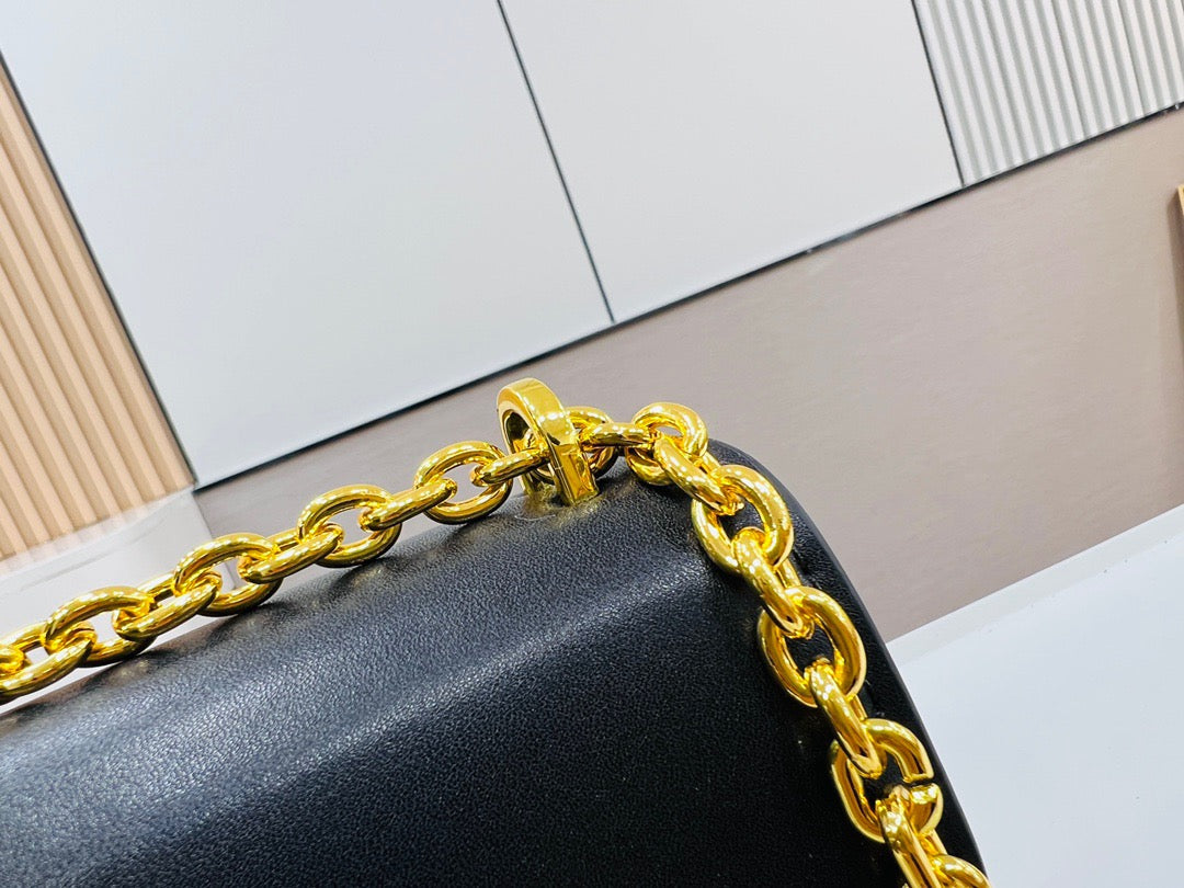 Borsa 30 Montaigne