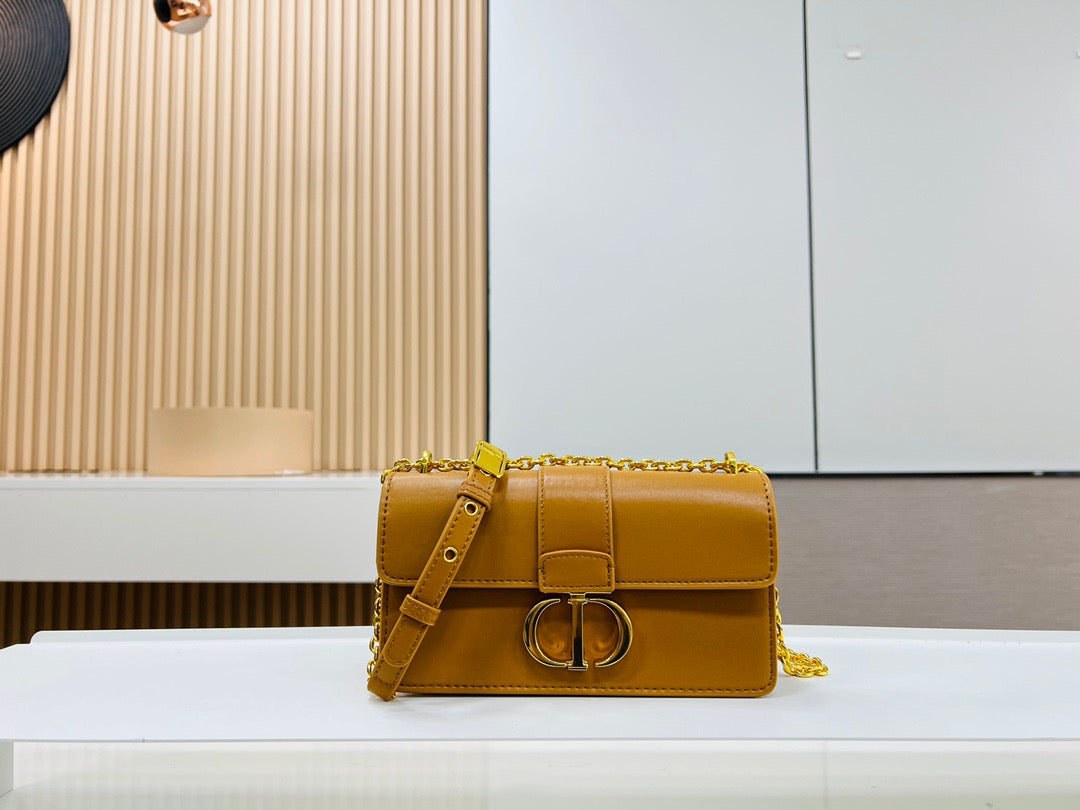 Borsa 30 Montaigne